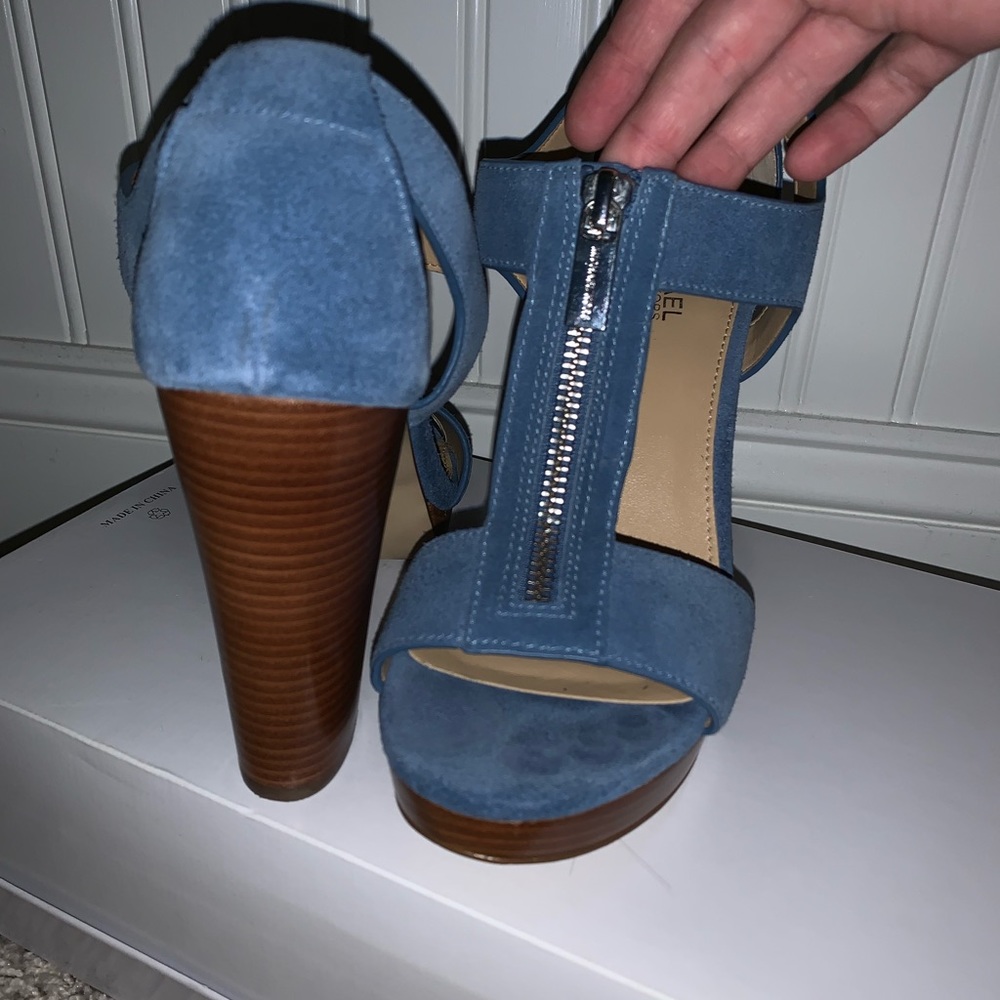 Michael Kors platform heels - Picture 4 of 4